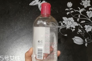 貝德瑪卸妝水要二次清潔嗎？卸除彩妝無殘留