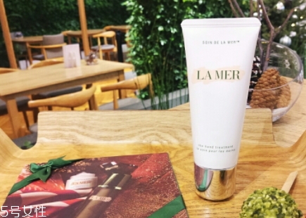 海藍(lán)之謎和sk2哪個(gè)好？從檔次膚質(zhì)適合情況比較