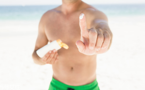 男士日常護(hù)膚步驟有哪些？防曬很關(guān)鍵