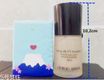 阿瑪尼粉底液脫妝嗎？4小時(shí)后要補(bǔ)妝