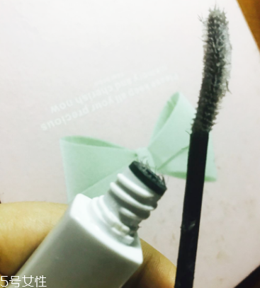 KATE睫毛打底膏怎么卸？化妝水濕敷2分鐘
