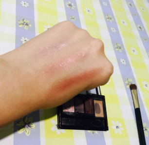 KATE眼影飛粉嗎？持久不飛粉