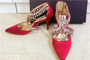 badgley mischka是什么檔次？婚鞋中的背影殺手