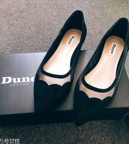 dune london是幾線(xiàn)品牌？英國(guó)著名奢華鞋履品牌