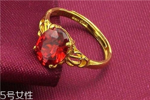 石榴石戒指一般多少錢？不同等級價格不同