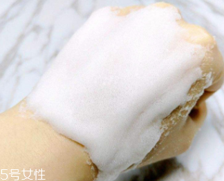 蘇秘泡泡面膜多久一次？每周一兩次