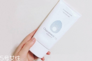 omorovicza薄荷潔面膏適合什么膚質(zhì)？干皮最適合