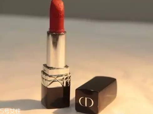 dior迪奧和蘭蔻口紅哪個(gè)好？