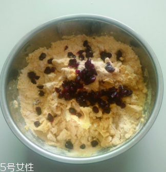蔓越莓發(fā)糕怎么做好吃？這么做超美味