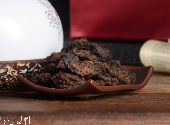 老茶頭減肥嗎？普洱茶能刮油