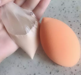 美妝蛋能用洗面奶洗嗎？洗面奶洗不掉彩妝