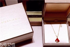寶格麗項(xiàng)鏈可以刻字嗎？再塑奢華經(jīng)典