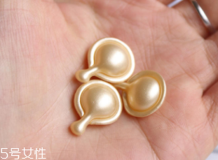悅木之源和伊麗莎白雅頓哪個(gè)好？兩款精華大比拼