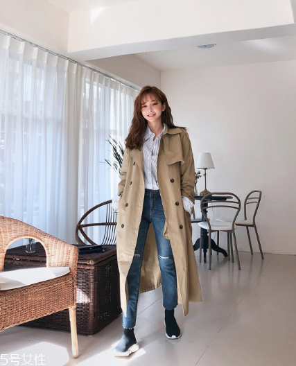 風(fēng)衣搭配什么鞋子？早春美出新高度