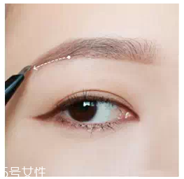 眉粉怎么畫眉毛好看？這么用眉妝超完美