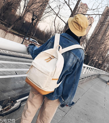 帆布包什么款式好看？這個(gè)春天一起文藝起來(lái)