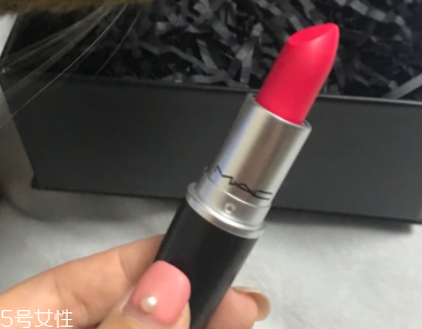 魅可珊瑚色口紅是幾號(hào)？relentlessly red桃花粉
