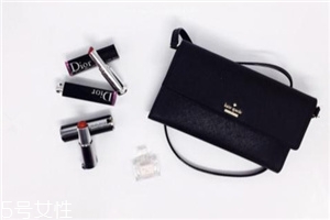 kate spade是幾線品牌？最適合年輕人的輕奢品牌