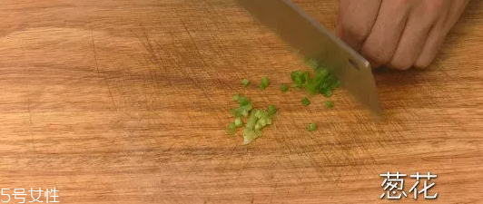 吃花菜可以減肥嗎？熱量低適合減肥時(shí)吃