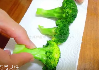 花菜怎么保存時(shí)間長(zhǎng)？這么做可以保存一周