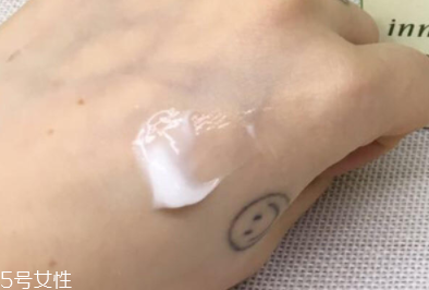 悅詩風吟滋潤面霜怎么樣？適合干皮的春夏面霜