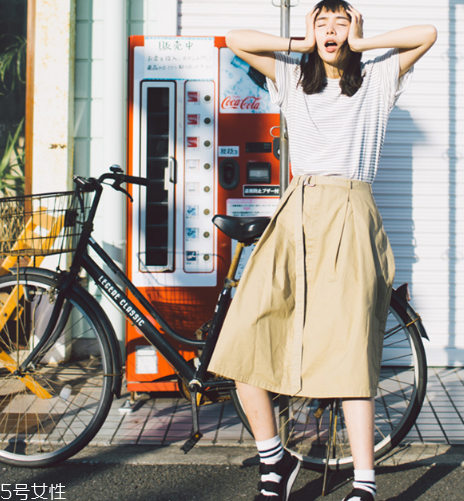 鹽系女生怎樣穿搭？清新無公害的鄰家女孩