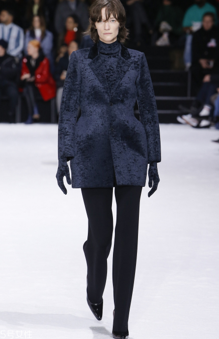 balenciaga巴黎世家2018秋冬系列好看嗎_有哪些款式？