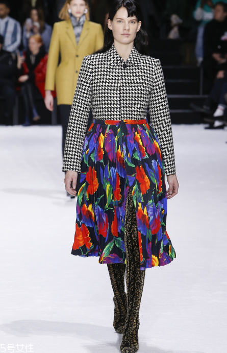 balenciaga巴黎世家2018秋冬系列好看嗎_有哪些款式？