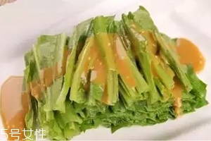 油麥菜怎么涼拌好吃？加點(diǎn)麻醬調(diào)味