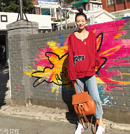 牛仔褲扣子掉了怎么辦？牛仔褲扣子這樣安裝