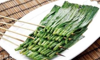 韭菜怎么保存時(shí)間長(zhǎng)？真空保存最持久