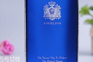 傳明酸和煙酰胺哪個好？可以一起用嗎