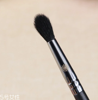 鼻影刷怎么清洗？3個(gè)步驟讓鼻影刷煥然一新