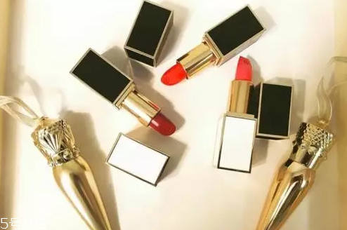 口紅融化了可以放冰箱嗎？冰凍3小時(shí)即可恢復(fù)
