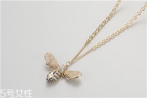 施華洛世奇小蜜蜂項(xiàng)鏈多少錢？