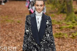 chanel香奈兒2018秋冬系列好看嗎_有哪些款式？