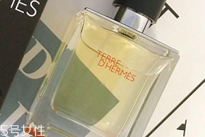 愛(ài)馬仕大地香水好聞嗎？香味濃烈卻清新