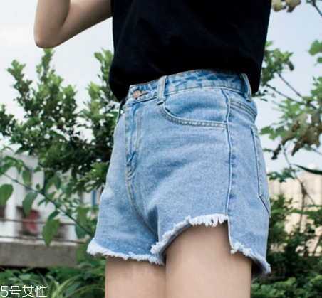 腿粗的女生適合穿什么？顯瘦又好看的穿搭