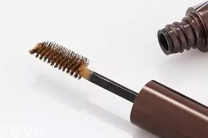 染眉膏顏色怎么選？跟發(fā)色一致