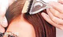 自己染發(fā)怎么染均勻？4個(gè)步驟讓你秒懂染發(fā)DIY