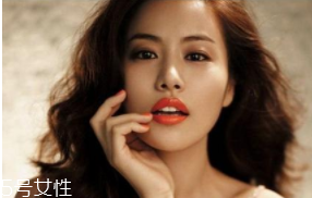 黃皮素顏怎么選口紅？這4種色號(hào)不化妝也女神