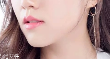黃皮素顏怎么選口紅？這4種色號(hào)不化妝也女神