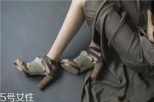 高跟鞋鞋頭蹭了怎么辦？三招修補(bǔ)破損鞋頭