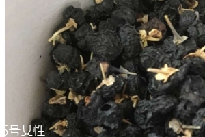 黑枸杞青少年能吃嗎？可以適量喝