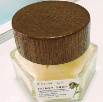 面霜和乳液都要用嗎？油皮可以只用一種