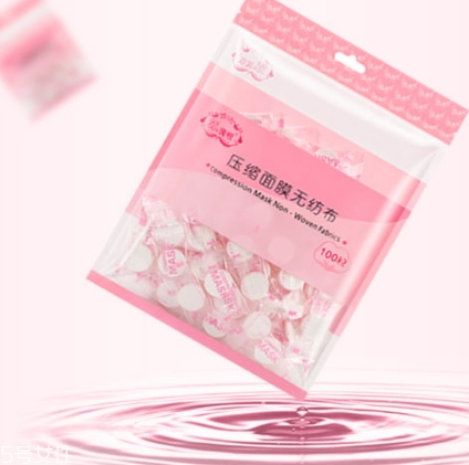 面膜紙泡什么最補(bǔ)水？