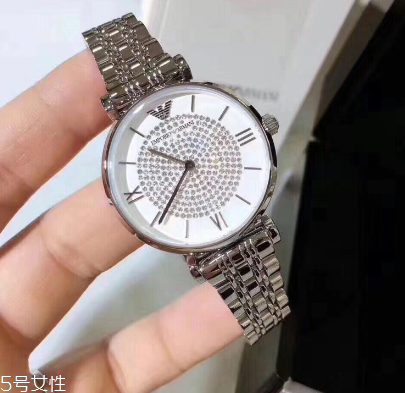 armani阿瑪尼滿天星手表防水嗎？