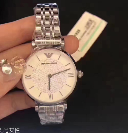 armani阿瑪尼滿天星手表防水嗎？