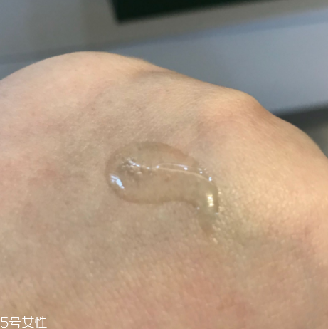 海藍(lán)之謎潔面凝露適合敏感肌嗎？