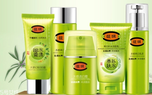 馥佩和百雀羚哪個(gè)好？